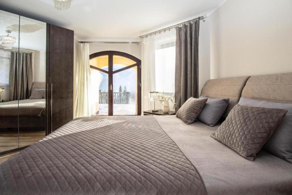 2 Laczone Z Tarasem I Balkonem - Butorowka Apartment *